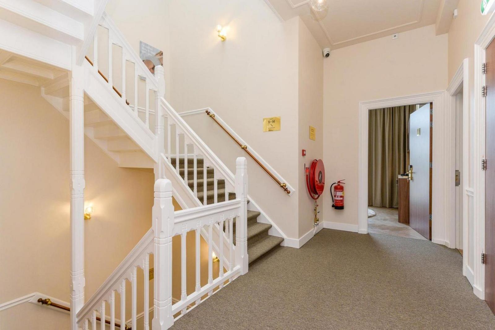 Novallure Villa Margaretha - Short Stay Apartments Rijswijk Kültér fotó