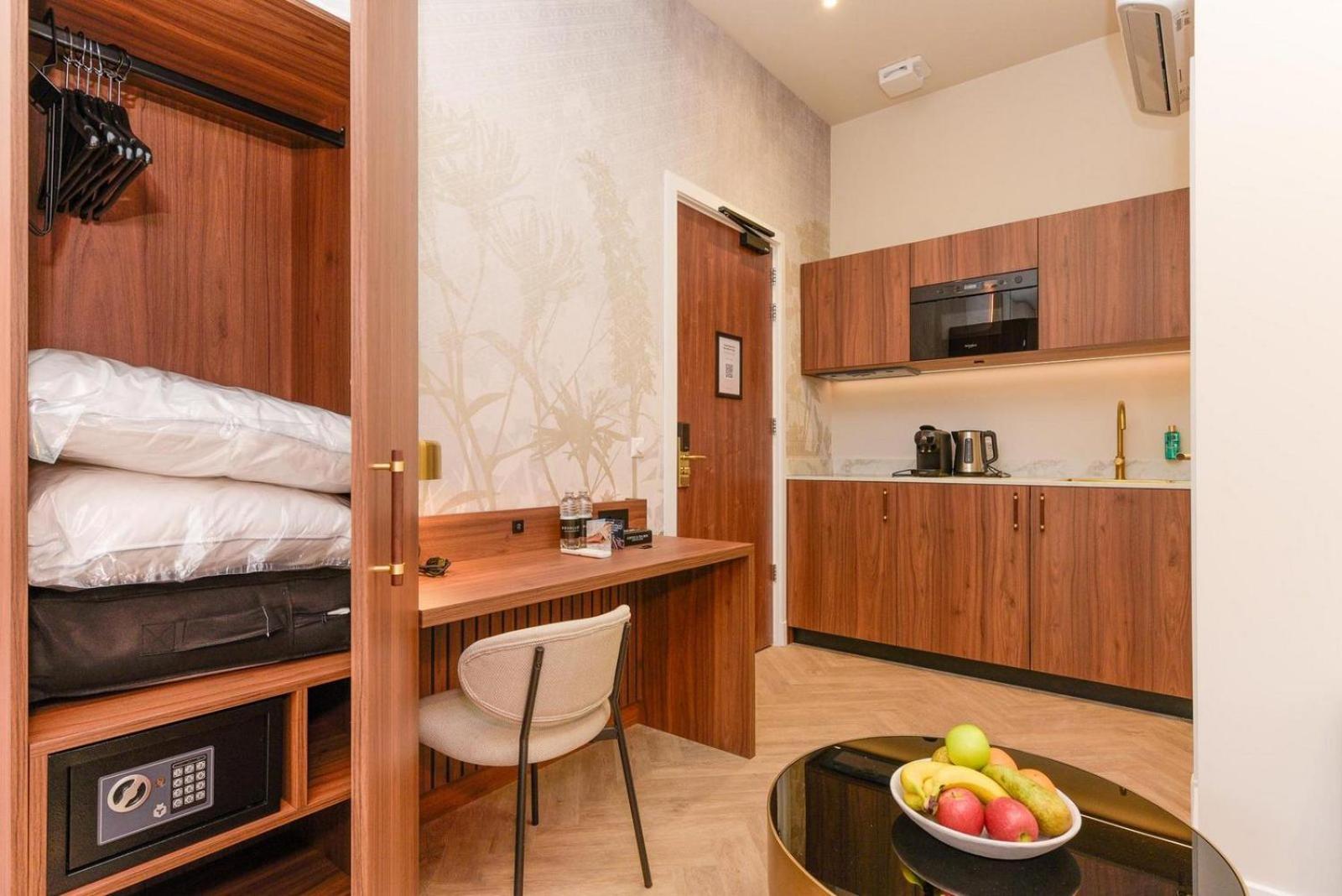 Novallure Villa Margaretha - Short Stay Apartments Rijswijk Kültér fotó