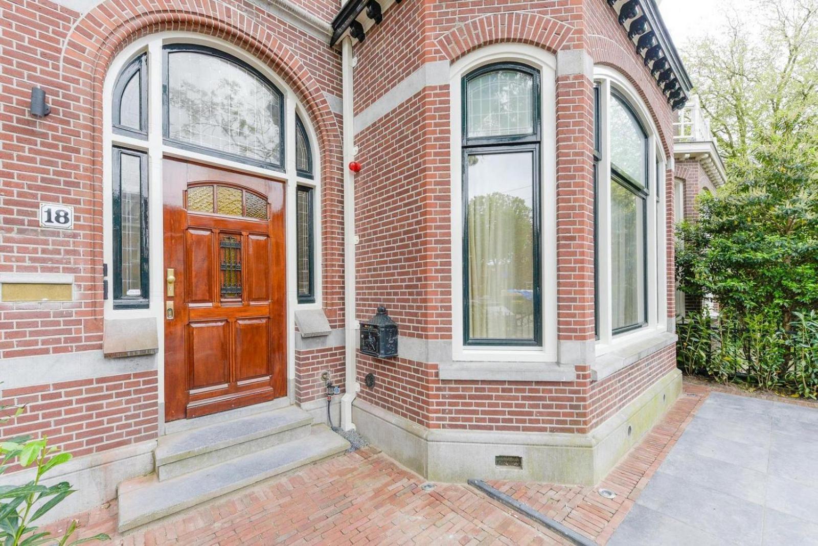Novallure Villa Margaretha - Short Stay Apartments Rijswijk Kültér fotó